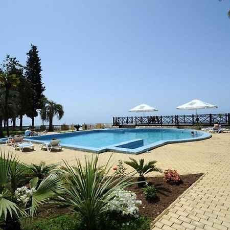 Lazurniy Bereg Hotel Gagra Luaran gambar