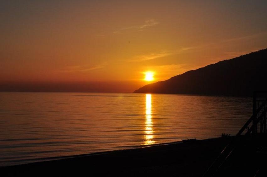Lazurniy Bereg Hotel Gagra Luaran gambar