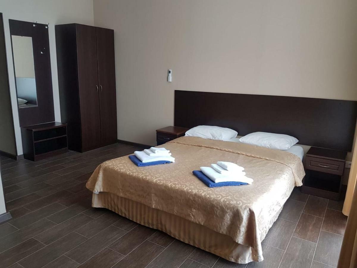 Lazurniy Bereg Hotel Gagra Luaran gambar