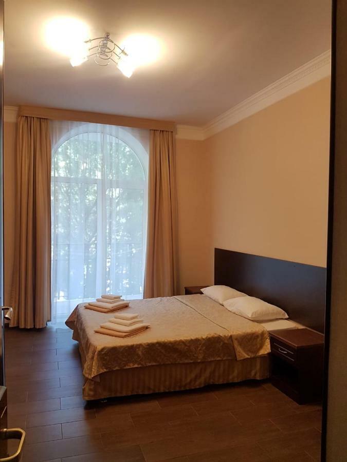 Lazurniy Bereg Hotel Gagra Luaran gambar
