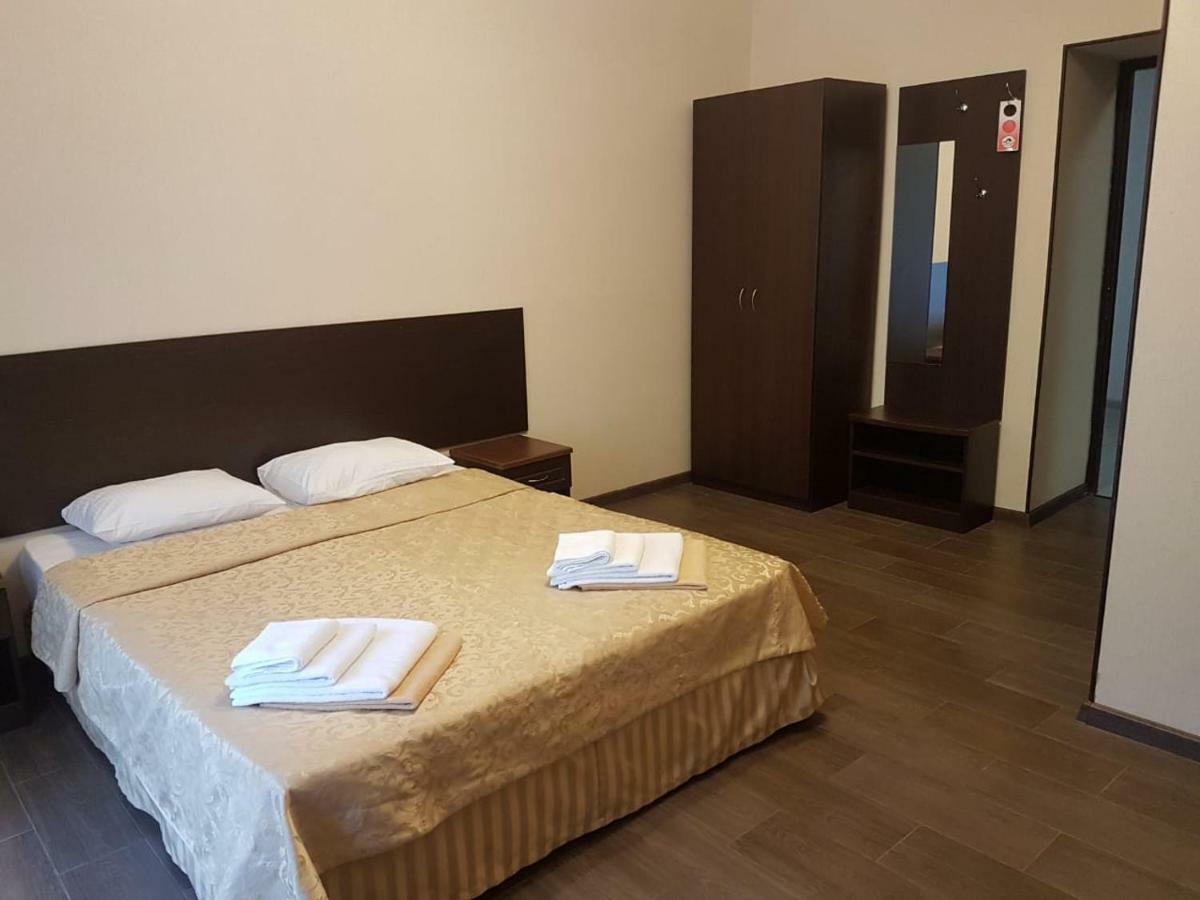 Lazurniy Bereg Hotel Gagra Luaran gambar
