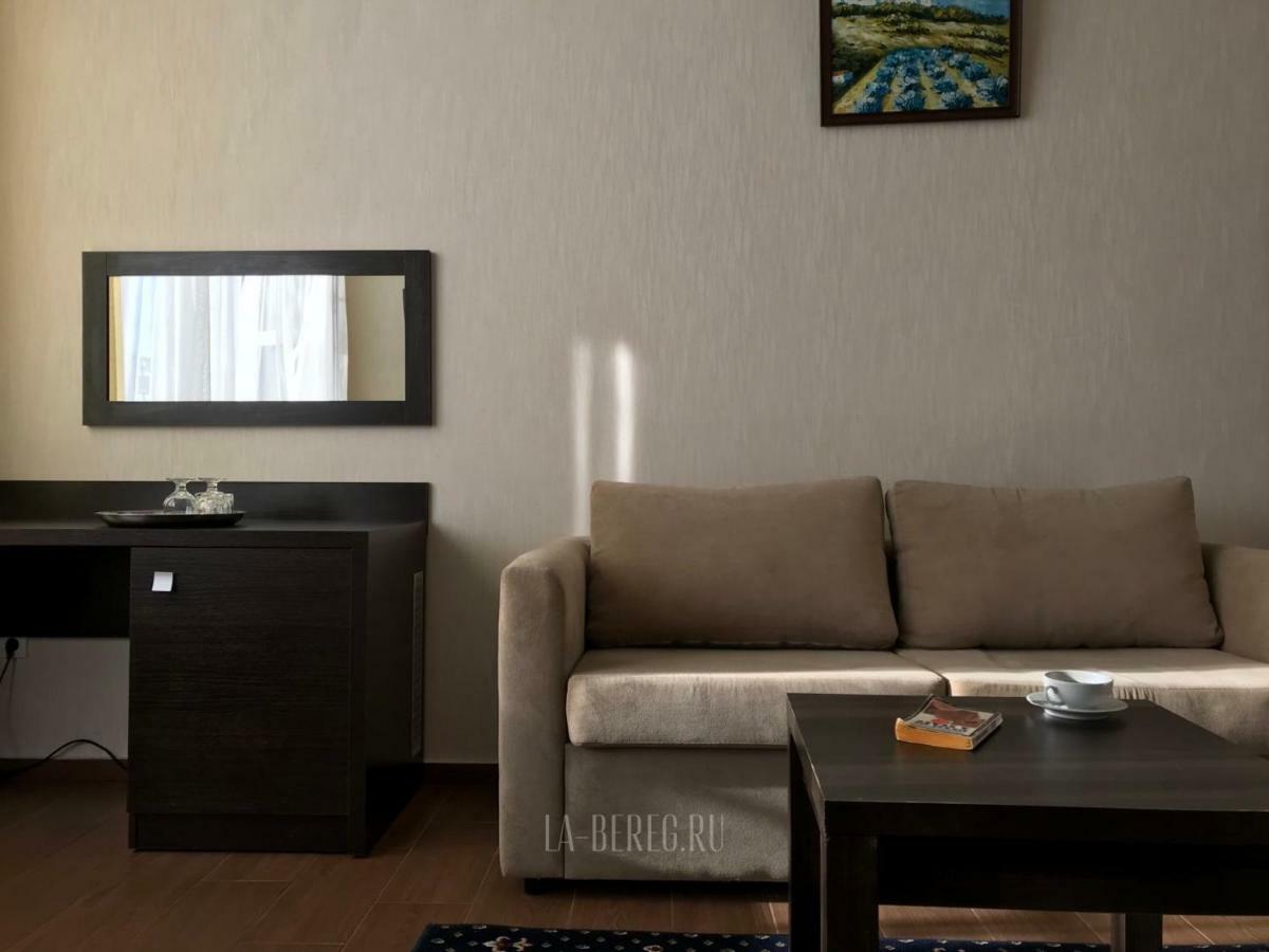 Lazurniy Bereg Hotel Gagra Luaran gambar